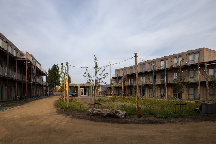 Circular Living Room and Temporary Housing / VLOT architect - Exterior Photography, Windows, Facade