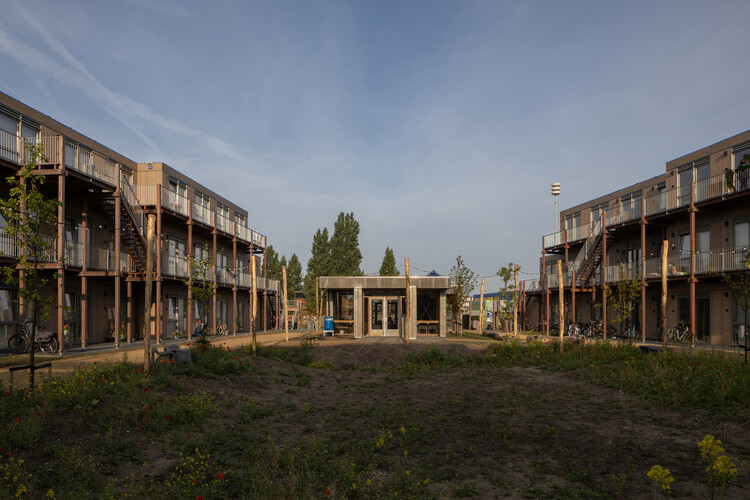 Circular Living Room and Temporary Housing / VLOT architect - Exterior Photography, Windows, Facade